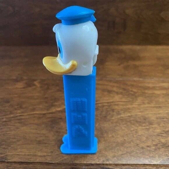 PEZ Vintage Donald Duck Pez Dispenser - Picture 2 of 3